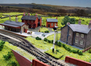 Bellfield and Delph Farm Halt