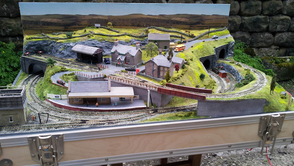 n Delph Farm Halt 1