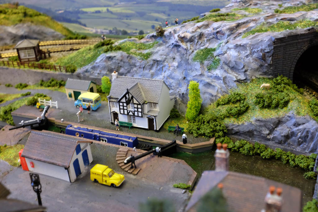 Canal Layout 4