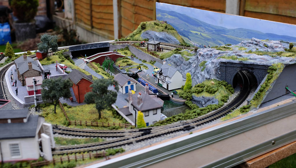 Canal layout 10