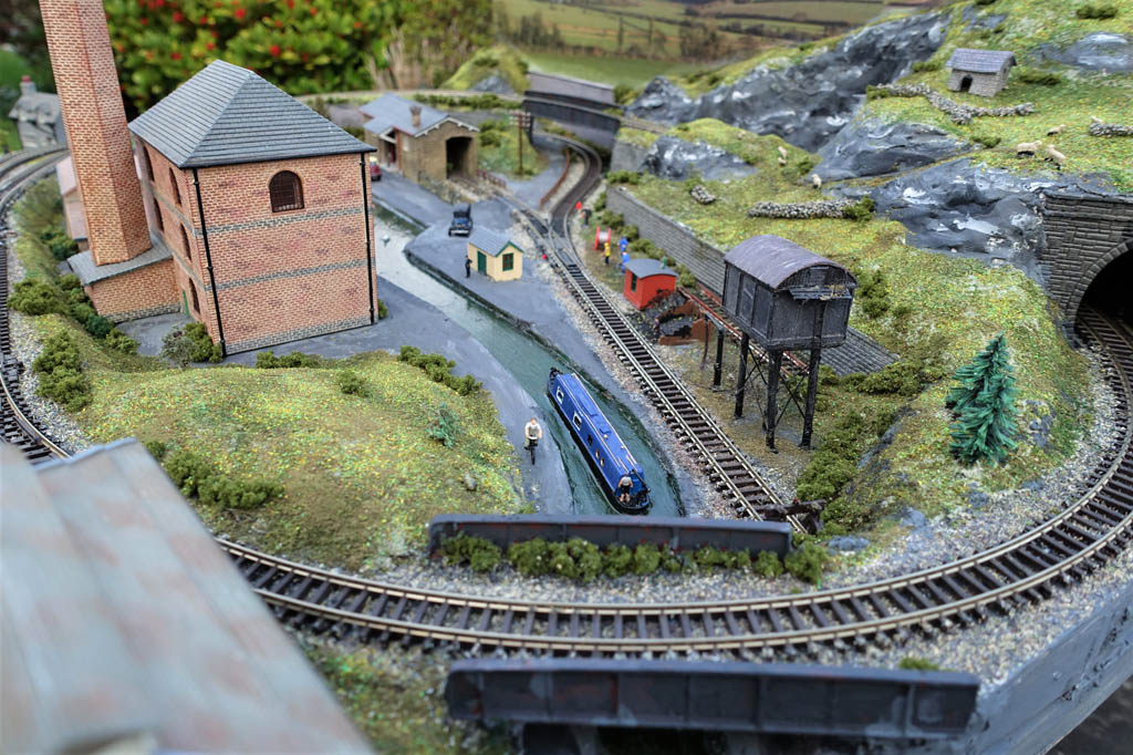 N gauge industrial layout 1