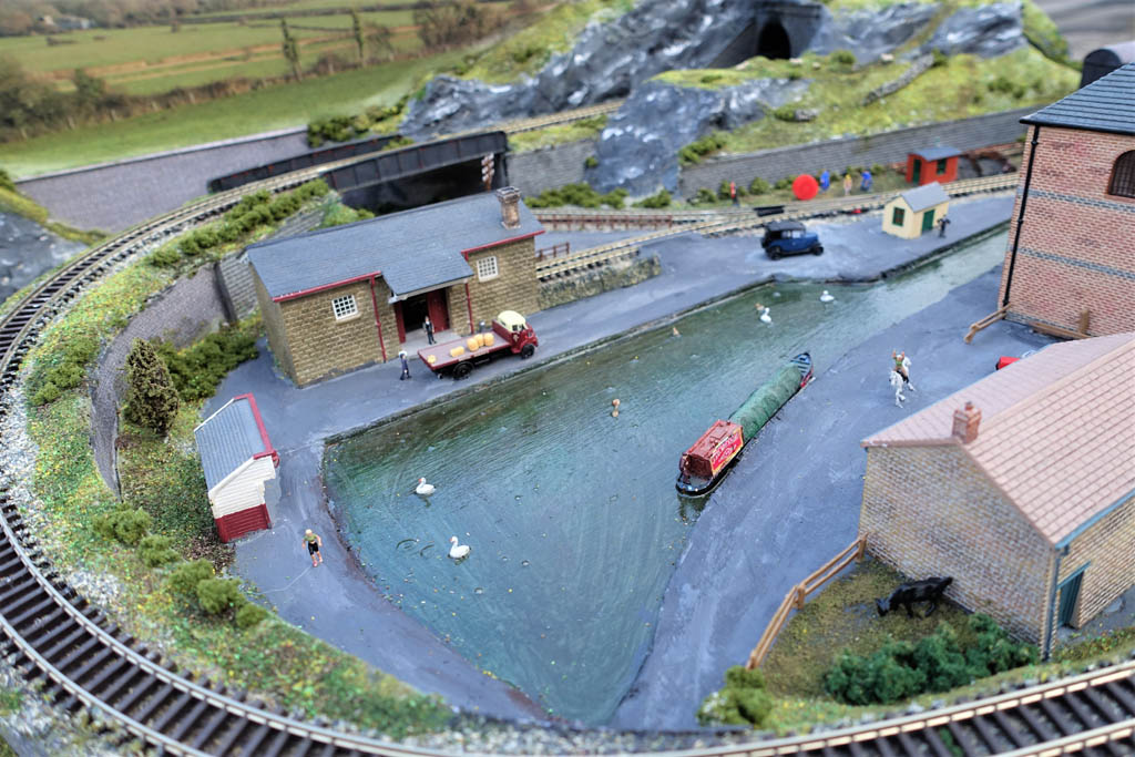 N gauge industrial layout 4