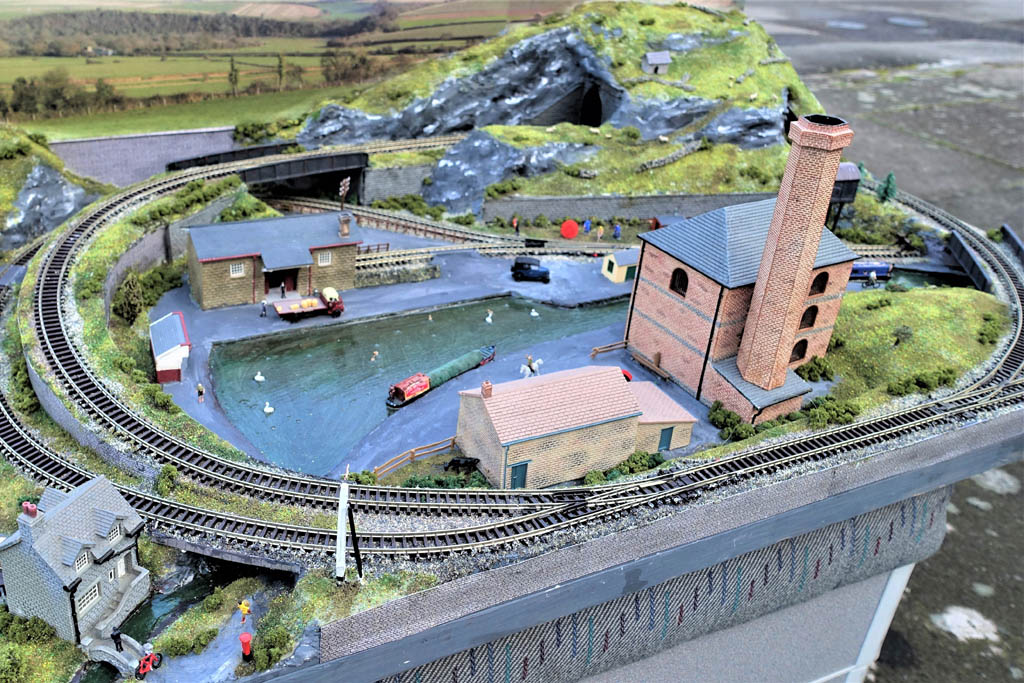 N gauge industrial layout 7