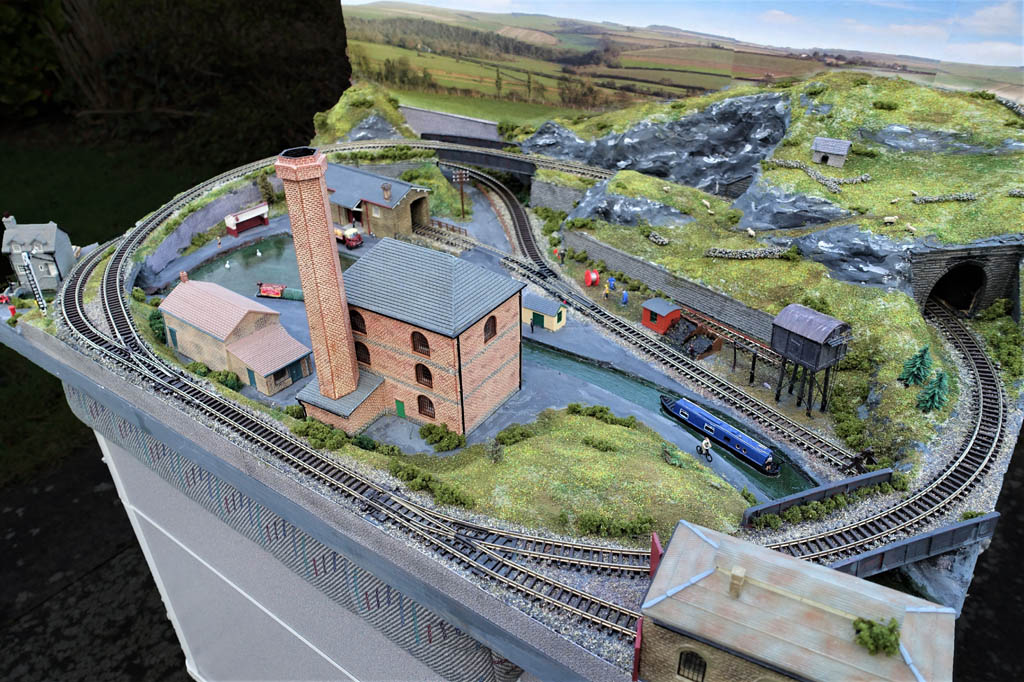 N gauge industrial layout 8